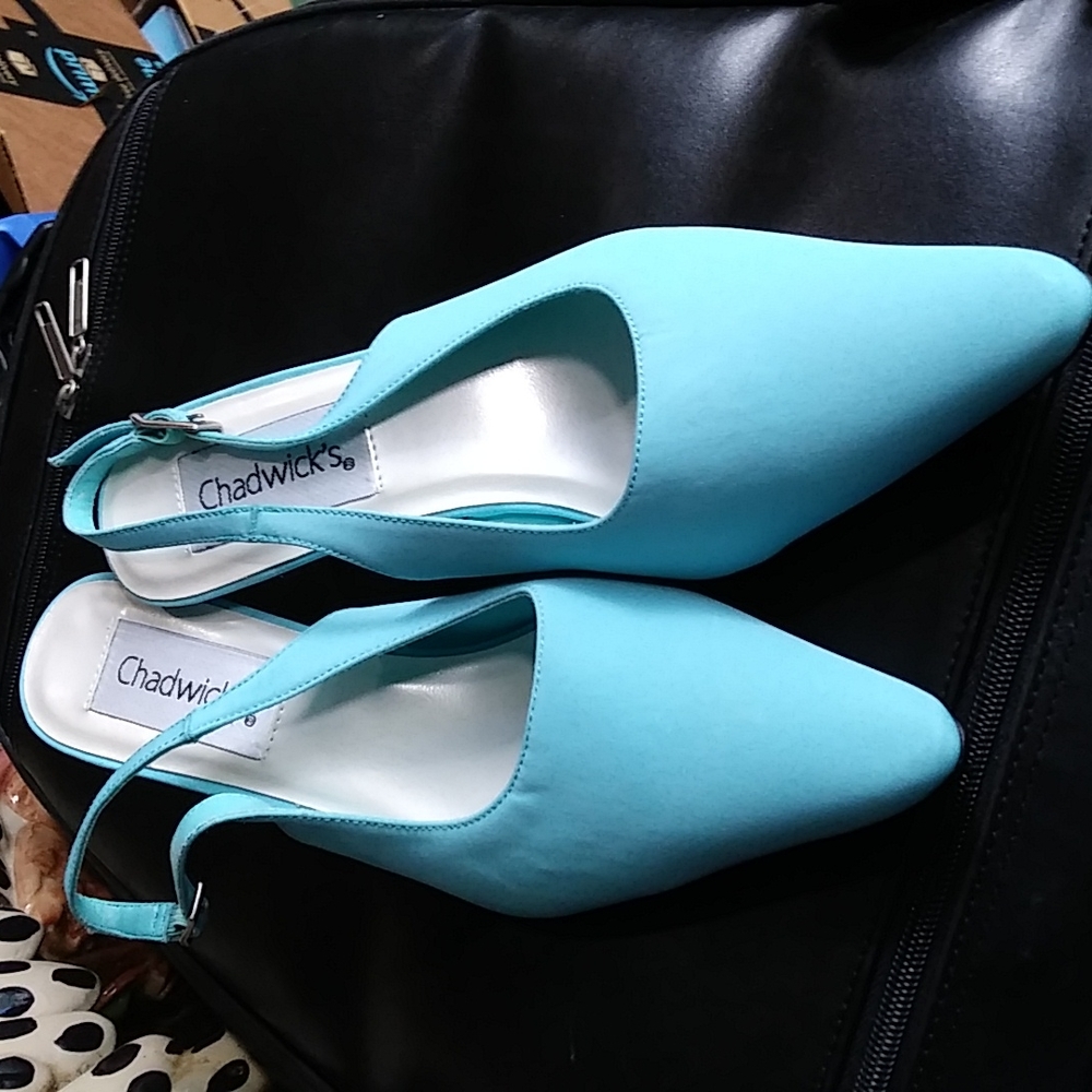 Chadwick's size 6.5 aqua slingback heel